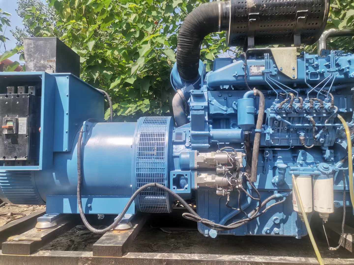 和硕详细说明降低 800kW 柴油发电机输出电流波动的方法